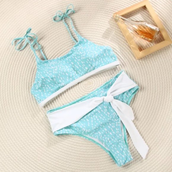 Two-piece Brazilian Bikini Swimsuit - Picture 1 of 2